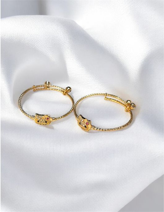 Kitty face bracelet Kitty face bracelet